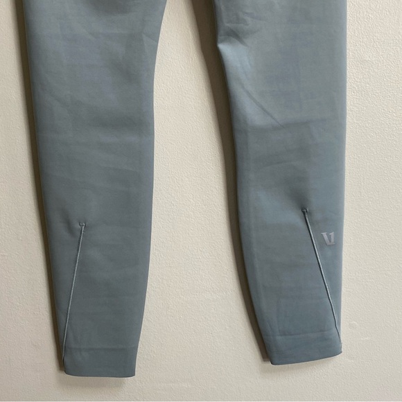 Vuori Fern Evolve Leggings Size XS - Picture 9 of 11